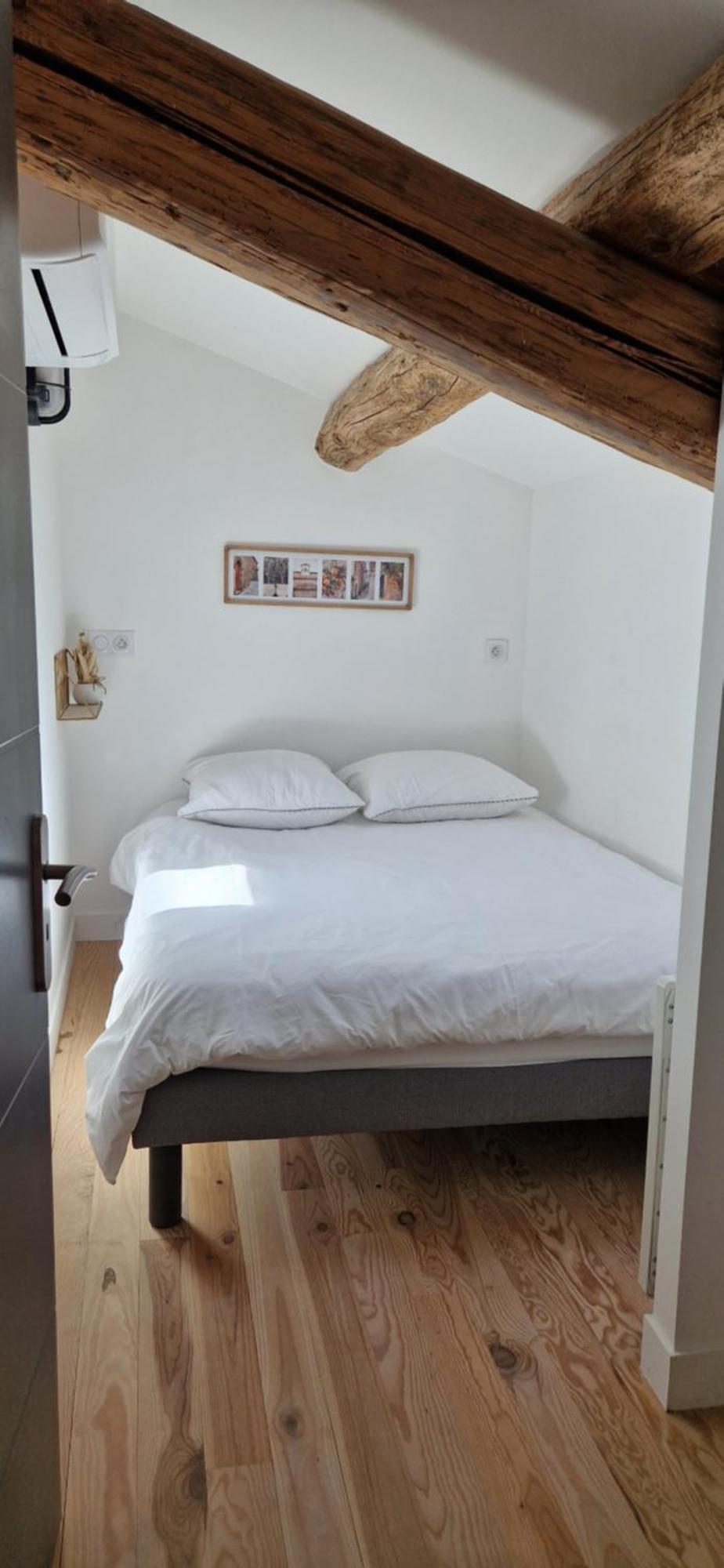 Appartement Dans Un Mas Provencal Renove 圣伊莱尔厄齐尔 外观 照片